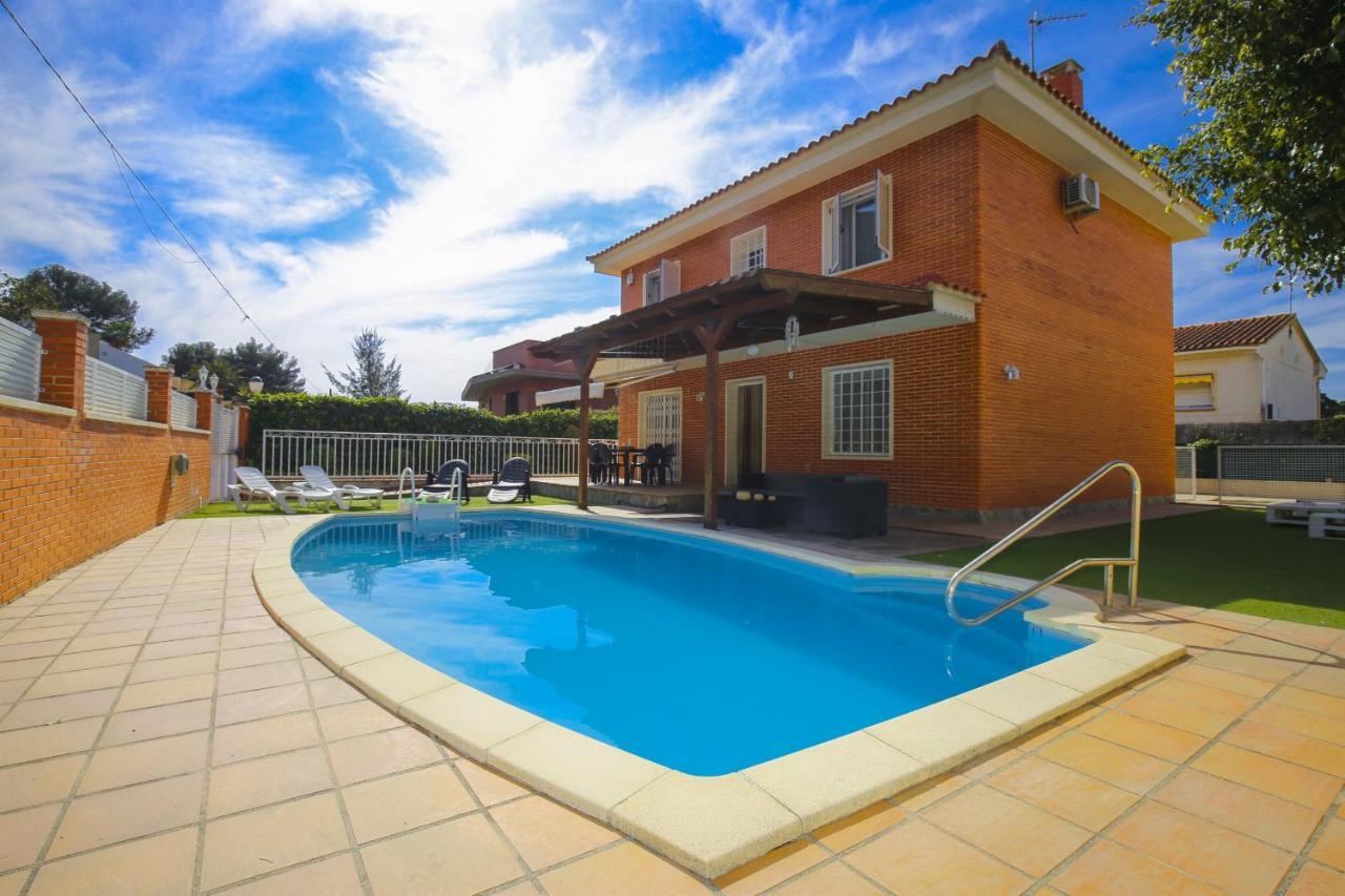 Villa Pluma Planet Costa Dorada - Only Families Salou Bagian luar foto